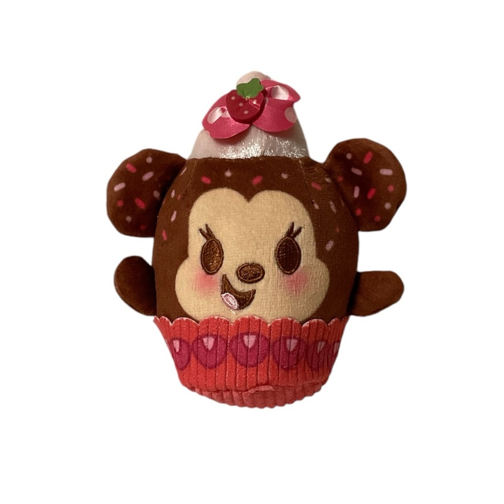 Disney Parks Munchlings Baked Treats Scented Plush Strawberry Cupcake Minnie 4in